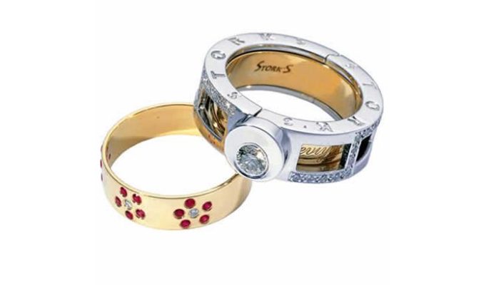Tricks to get engagement ring for your sweetheart Tricks to get engagement ring for your sweetheart