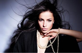 All kind of pearl necklace models