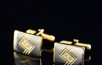 How to Choose the Right Cufflink Material for Specific Occasions