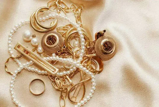The Future of Jewellery: How Growth and Innovation Are Redefining the Market future of jewellery made from recycled metals and ethically sourced gemstones